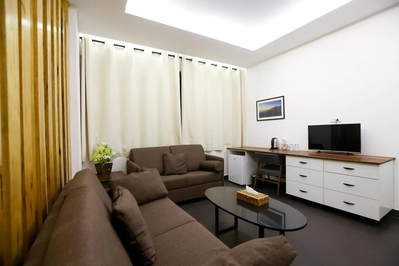 Отель Hamra Urban Gardens Бейрут 3*,