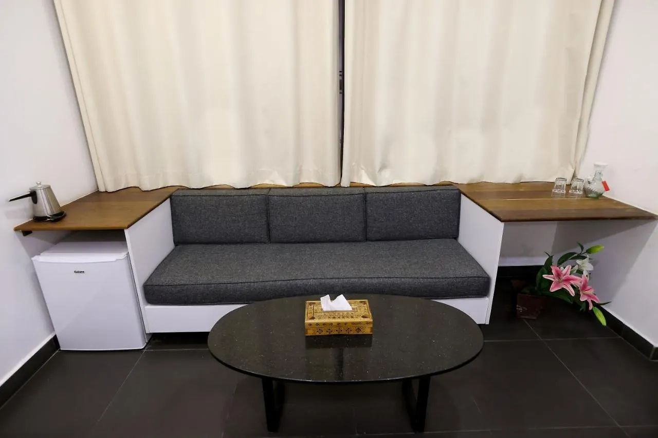 Отель Hamra Urban Gardens Бейрут