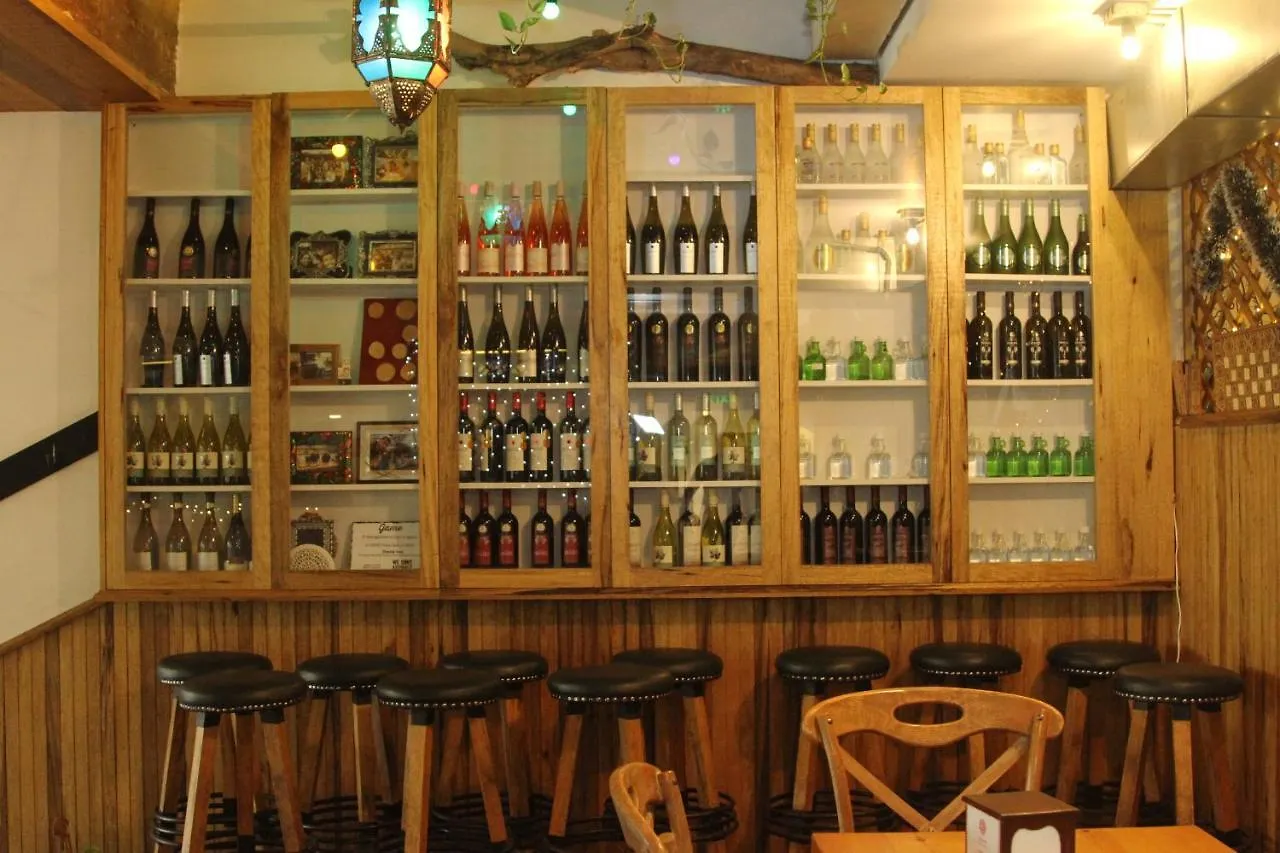 Отель Hamra Urban Gardens Бейрут